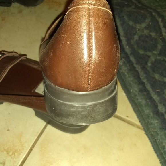 Leather  chain embellished loafers - Picture 4 of 6